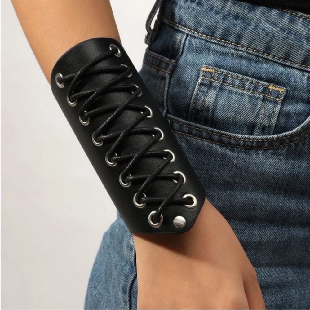 Black Lace-Up Leather Cuff Bracelet New